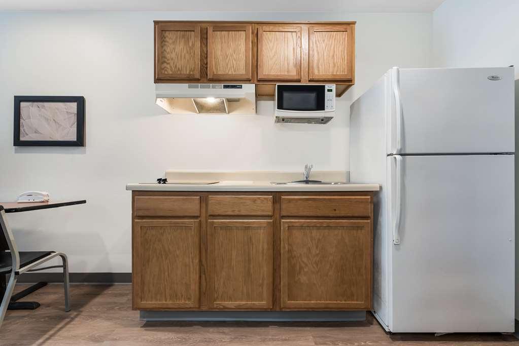 Extended Stay America Select Suites - Orlando - East Phòng bức ảnh
