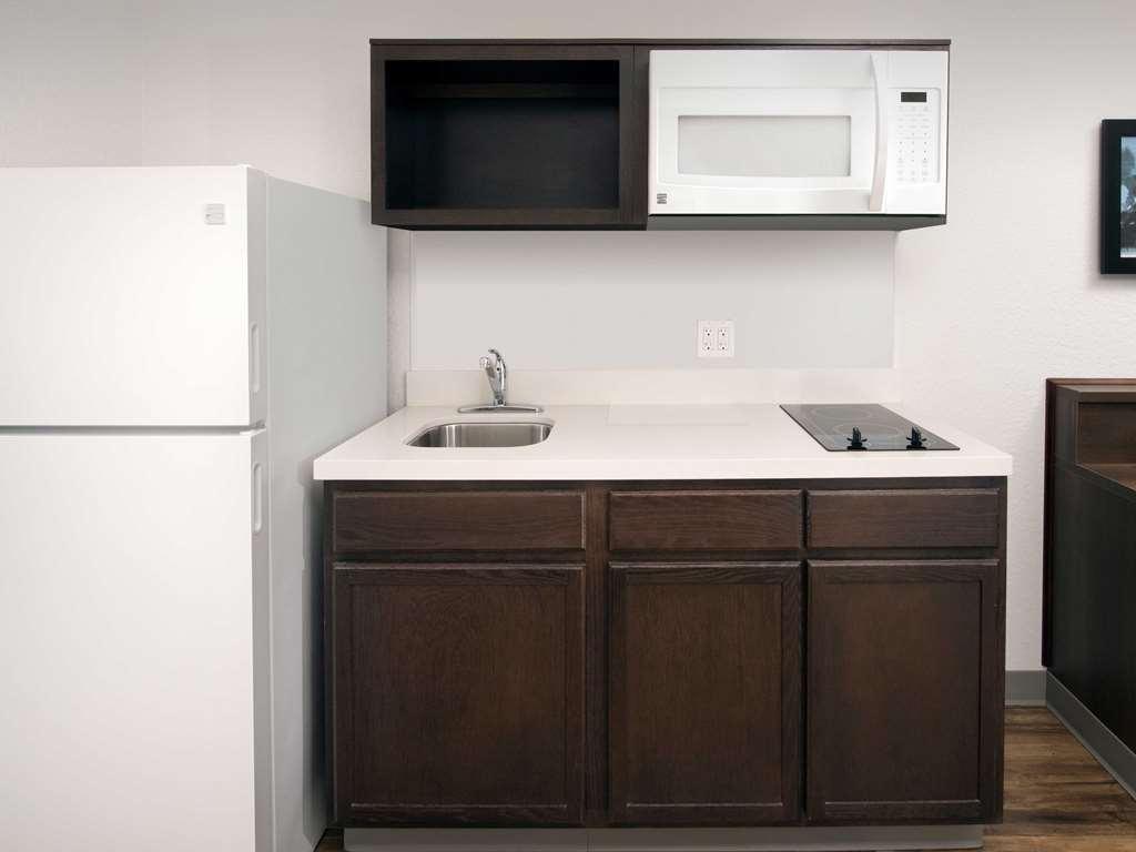 Extended Stay America Select Suites - Orlando - East Phòng bức ảnh