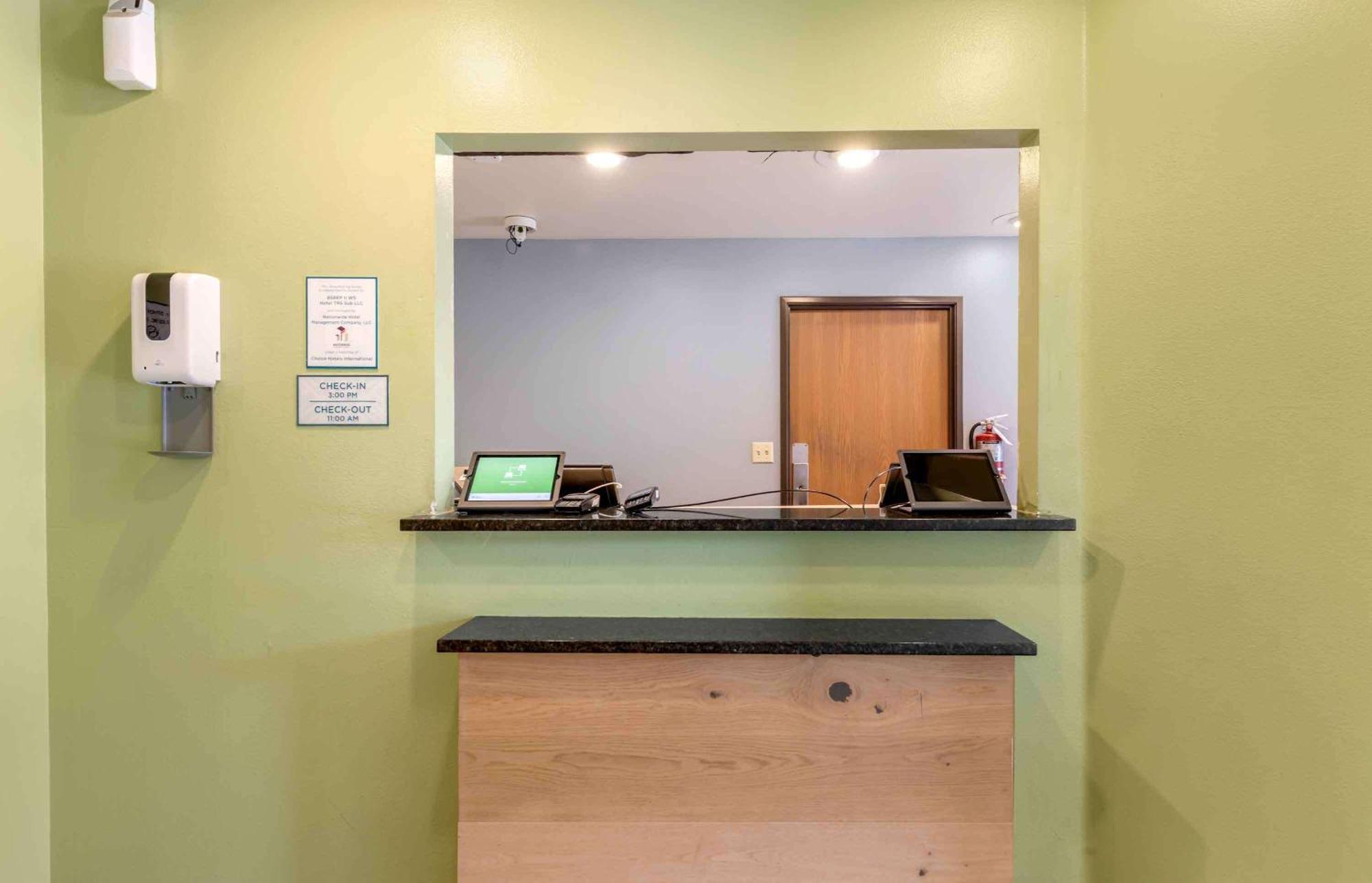 Extended Stay America Select Suites - Orlando - East Ngoại thất bức ảnh